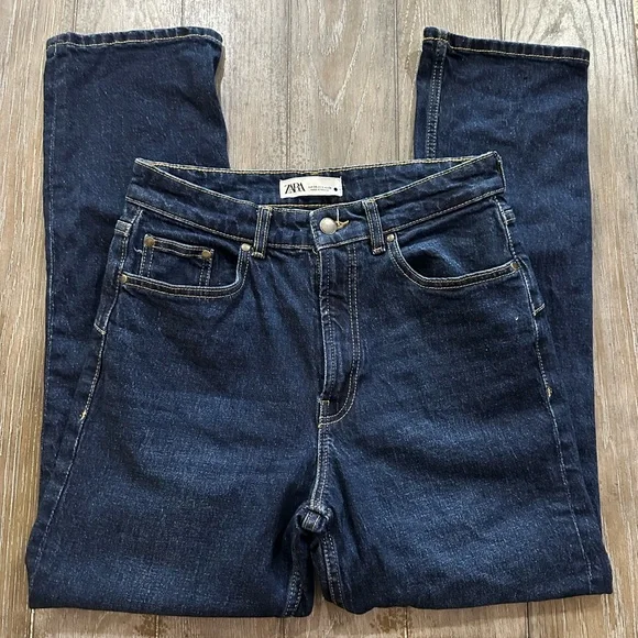 Zara Jeans - Picture 2 of 11